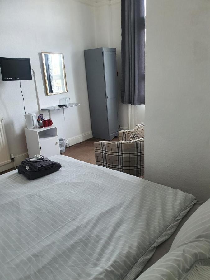 Highlander Hotel Scarborough Buitenkant foto